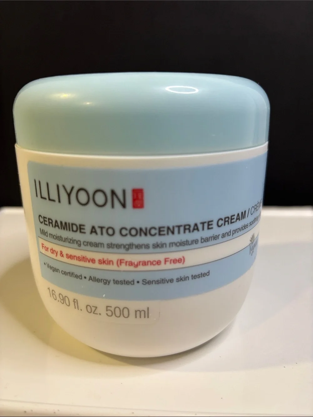 Illiyoon Ceramide Ato Concentrate Cream —